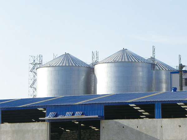 chicken feed silo