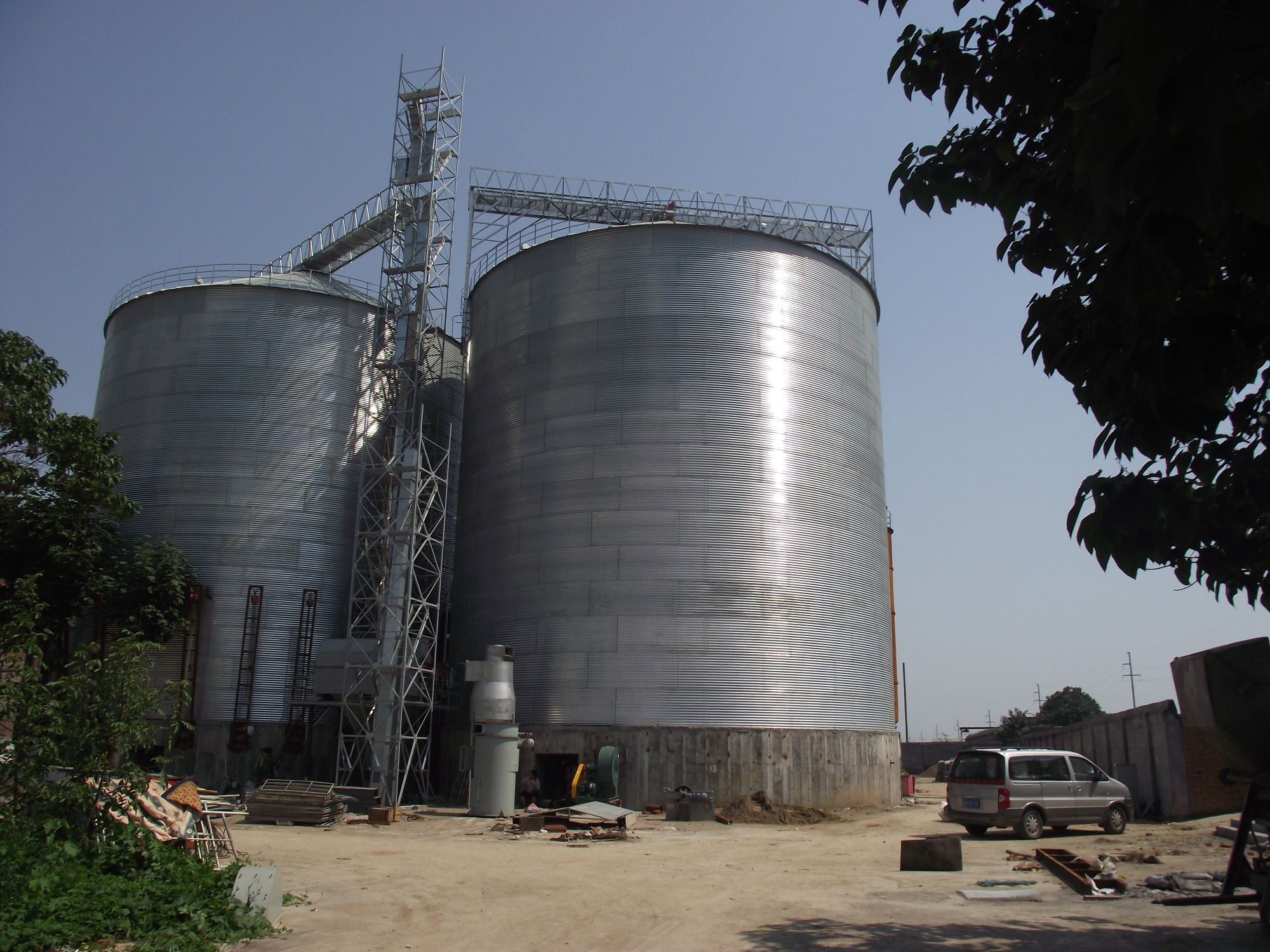 grain-silos