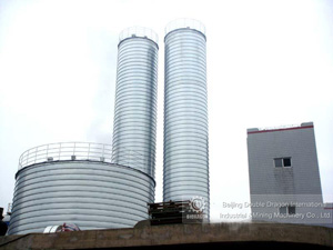 Seed silo